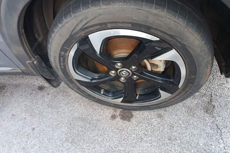 Used CHANGAN CS85 COUPE 2019 2.0T Automatic Version China V Standard Right Front Wheel Hub