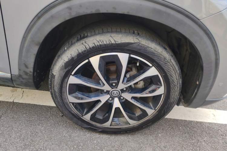 Used CHANGAN CS85 COUPE 2019 1.5T DCT Luxury Version China VI Standard Right Front Wheel Hub