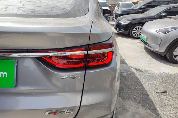 Used CHANGAN CS85 COUPE 2019 1.5T DCT Dynamic Version China VI Standard Right Rear Taillight