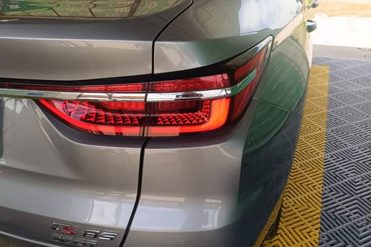 Used CHANGAN CS85 COUPE 2019 2.0T Automatic Smart Version China V Standard Right Rear Taillight