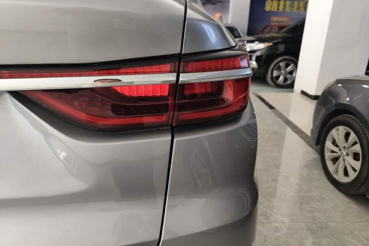 Used CHANGAN CS85 COUPE 2019 1.5T DCT Dynamic Version China VI Standard Right Rear Taillight