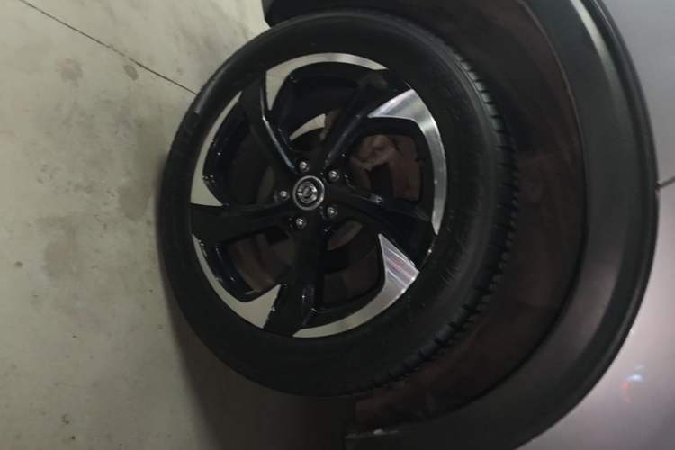 Used CHANGAN CS85 COUPE 2019 2.0T Automatic Luxury Edition China VI Standard Right Rear Wheel Hub