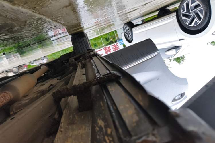 Used CHANGAN CS85 COUPE 2019 1.5T DCT Version China VI Standard Right Side Sill