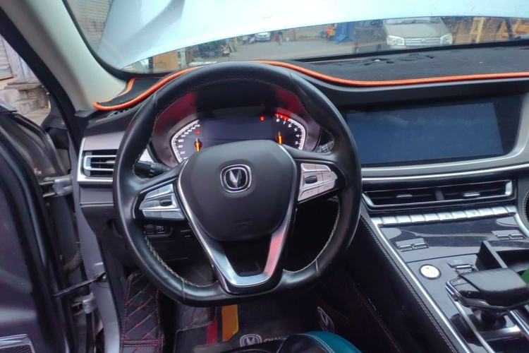 Used CHANGAN CS85 COUPE 2019 2.0T Automatic Version China VI Standard Steering Wheel