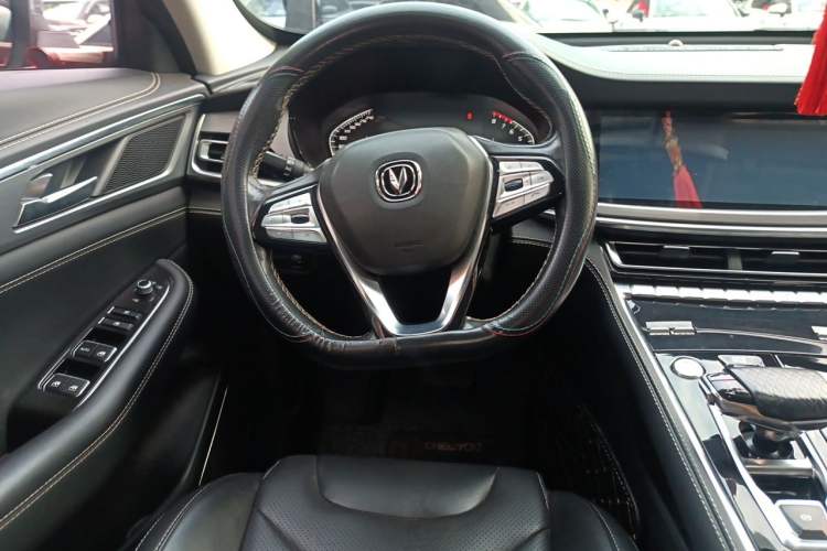 Used CHANGAN CS85 COUPE 2019 2.0T Automatic Version China V Standard Steering Wheel