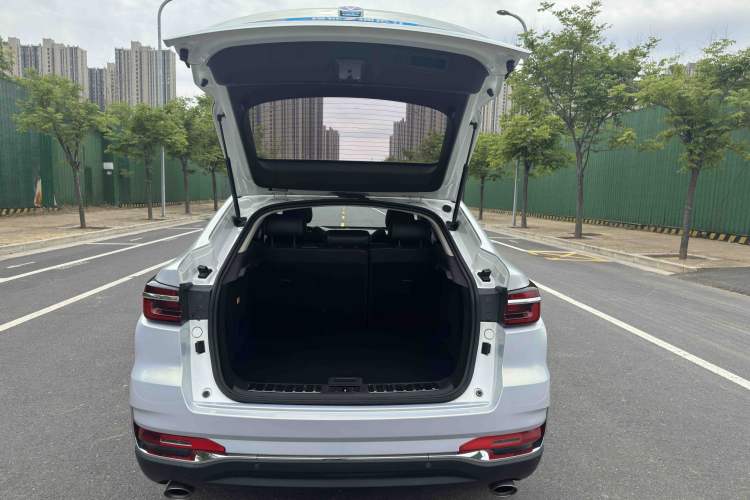 Used CHANGAN CS85 COUPE 2019 1.5T DCT Version China VI Standard Trunk