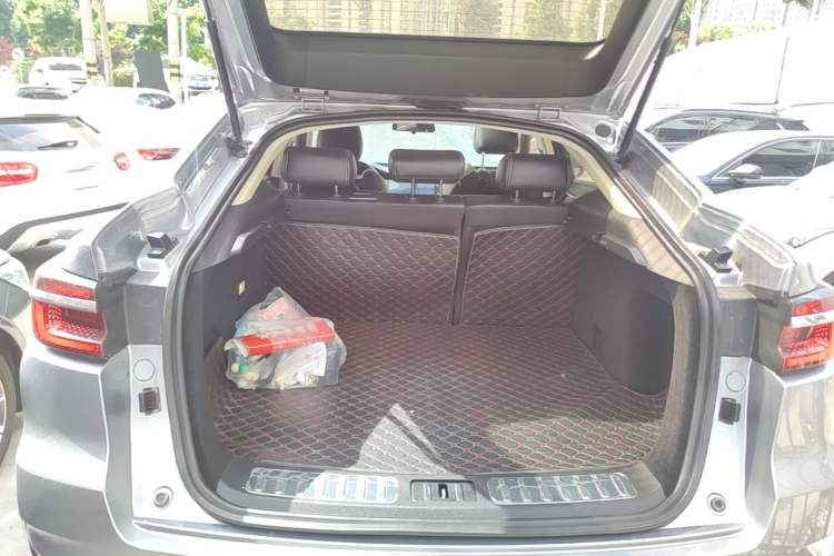Used CHANGAN CS85 COUPE 2019 1.5T DCT Dynamic Version China VI Standard Trunk