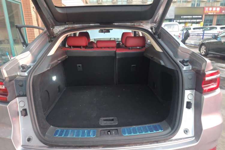 Used CHANGAN CS85 COUPE 2019 2.0T Automatic Smart Version China V Standard Trunk
