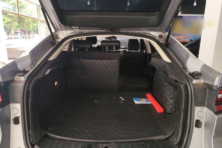Used CHANGAN CS85 COUPE 2019 1.5T DCT Dynamic Version China VI Standard Trunk