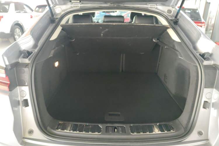 Used CHANGAN CS85 COUPE 2019 1.5T DCT Dynamic Version China VI Standard Trunk