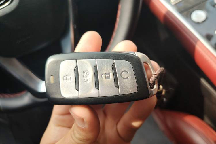 Used CHANGAN CS85 COUPE 2019 1.5T DCT Luxury Version China VI Standard Vehicle Key