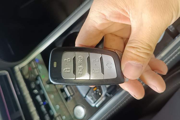 Used CHANGAN CS85 COUPE 2019 2.0T Automatic Smart Version China V Standard Vehicle Key