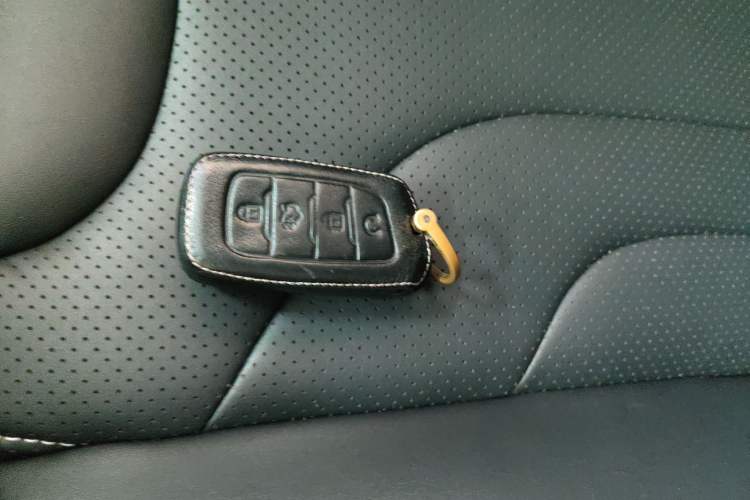 Used CHANGAN CS85 COUPE 2019 1.5T DCT Dynamic Version China VI Standard Vehicle Key