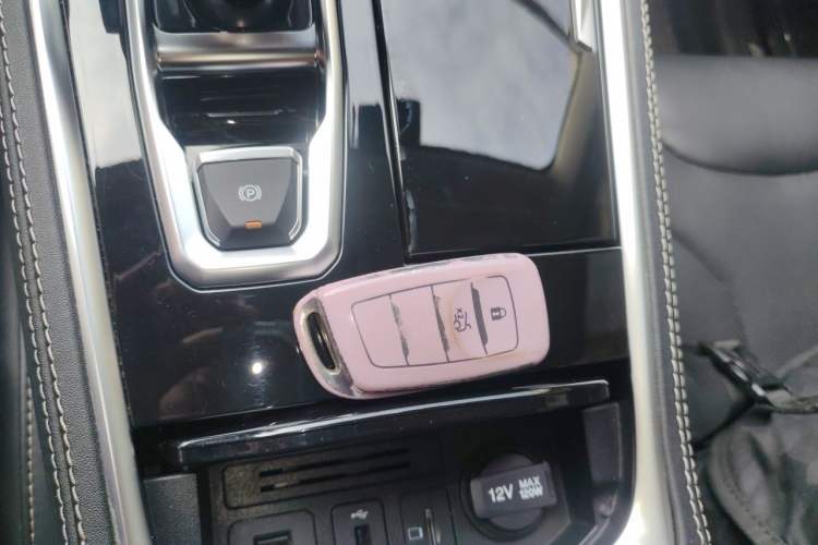 Used CHANGAN CS85 COUPE 2019 1.5T DCT Luxury Version China VI Standard Vehicle Key