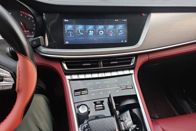 Used CHANGAN CS85 COUPE 2019 1.5T DCT Version China VI Standard Audio And AC Panel