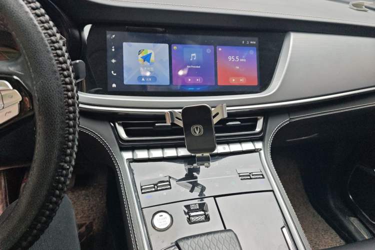 Used CHANGAN CS85 COUPE 2019 2.0T Automatic Version China VI Standard Audio And AC Panel