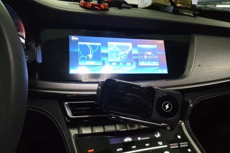 Used CHANGAN CS85 COUPE 2019 1.5T DCT Version China VI Standard Audio And AC Panel