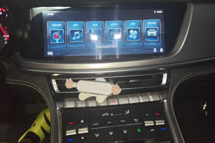 Used CHANGAN CS85 COUPE 2019 1.5T DCT Dynamic Version China VI Standard Audio And AC Panel