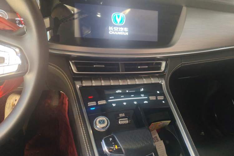 Used CHANGAN CS85 COUPE 2019 1.5T DCT Version China VI Standard Audio And AC Panel
