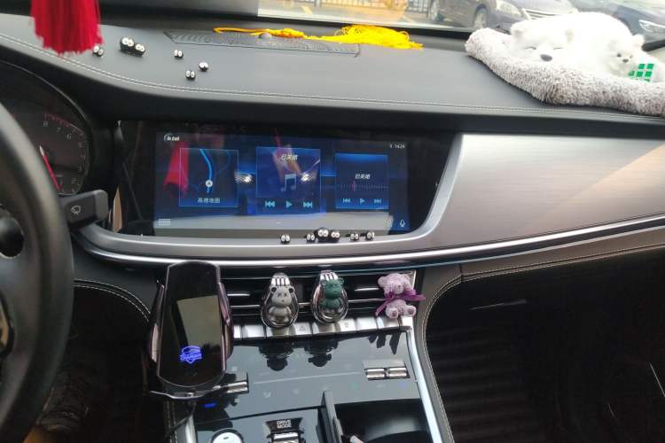 Used CHANGAN CS85 COUPE 2019 1.5T DCT Dynamic Version China VI Standard Audio And AC Panel