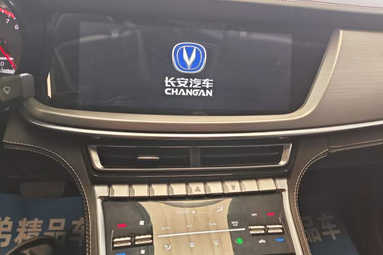 Used CHANGAN CS85 COUPE 2019 2.0T Automatic Version China VI Standard Audio And AC Panel