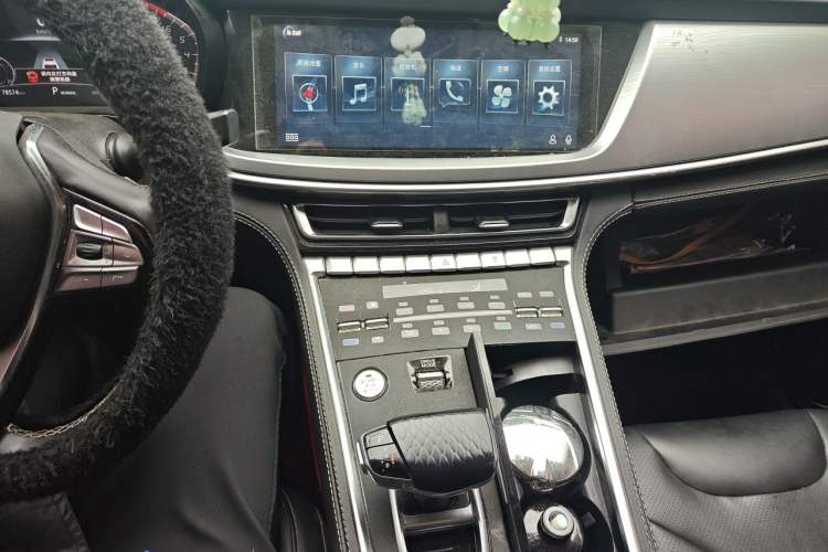 Used CHANGAN CS85 COUPE 2019 1.5T DCT Dynamic Version China VI Standard Audio And AC Panel