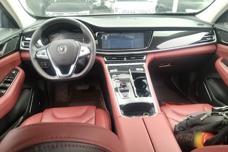 Used CHANGAN CS85 COUPE 2019 1.5T DCT Luxury Version China VI Standard Center Console