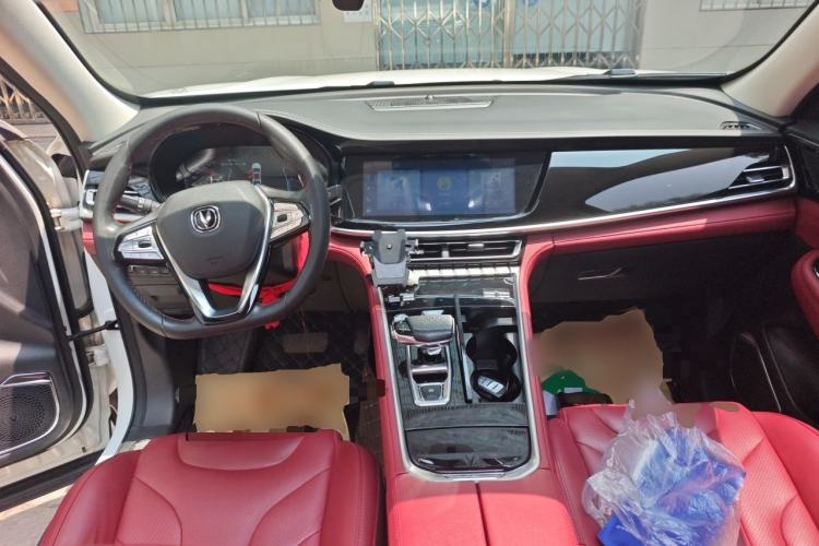 Used CHANGAN CS85 COUPE 2019 1.5T DCT Luxury Version China VI Standard Center Console