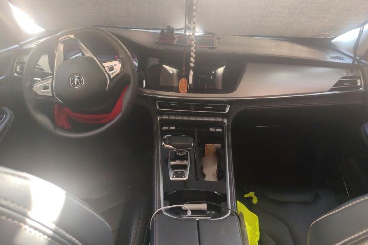 Used CHANGAN CS85 COUPE 2019 1.5T DCT Version China VI Standard Center Console
