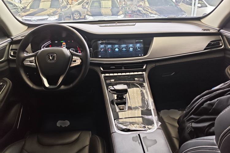 Used CHANGAN CS85 COUPE 2019 2.0T Automatic Version China VI Standard Center Console