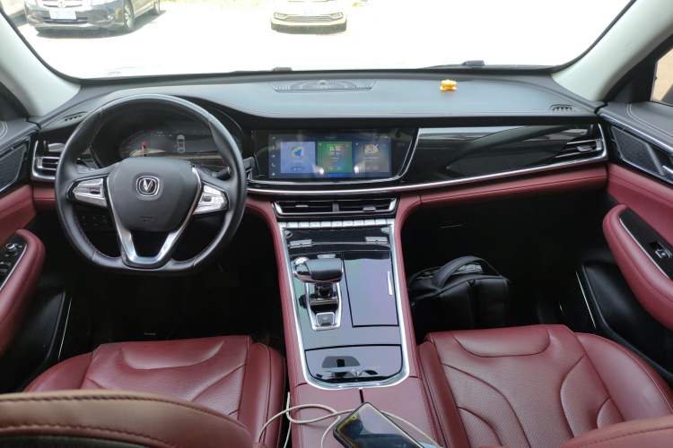 Used CHANGAN CS85 COUPE 2019 1.5T DCT Luxury Version China VI Standard Center Console