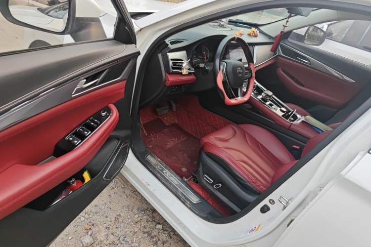 Used CHANGAN CS85 COUPE 2019 1.5T DCT Version China VI Standard Driver Seat