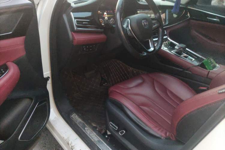 Used CHANGAN CS85 COUPE 2019 1.5T DCT Luxury Version China VI Standard Driver Seat