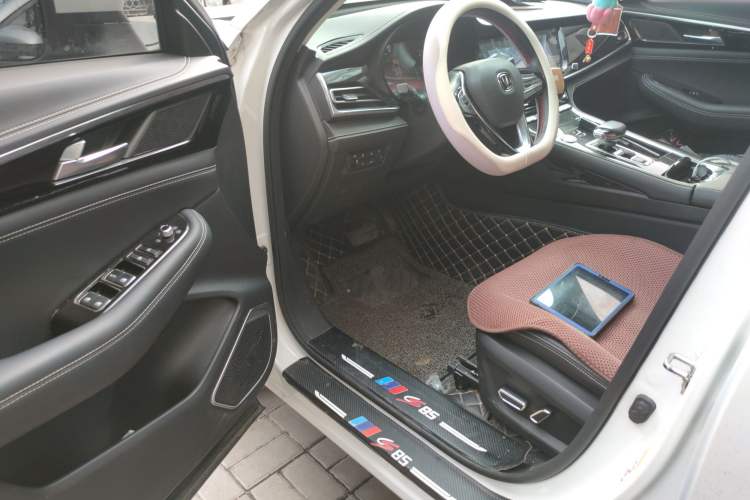 Used CHANGAN CS85 COUPE 2019 1.5T DCT Luxury Version China VI Standard Driver Seat