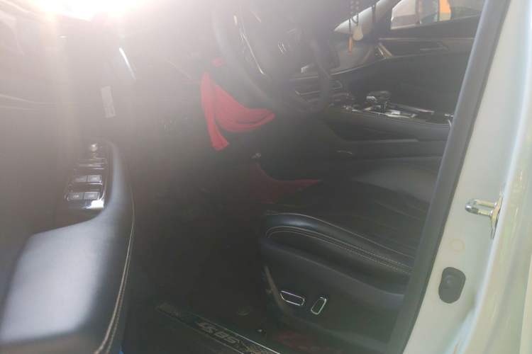 Used CHANGAN CS85 COUPE 2019 1.5T DCT Version China VI Standard Driver Seat
