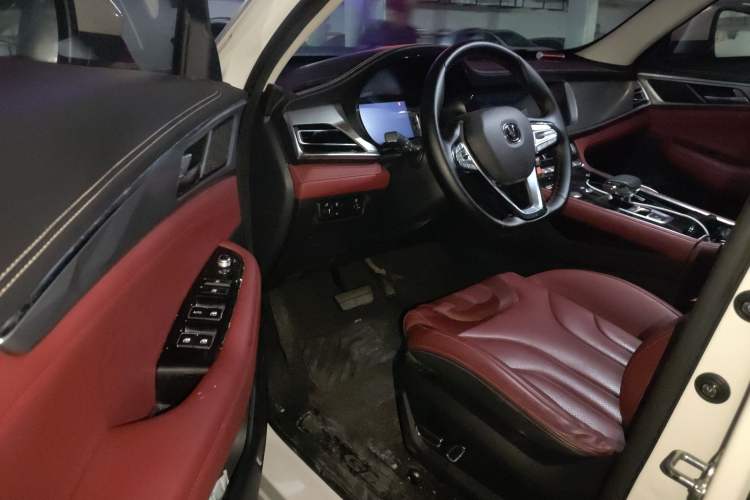 Used CHANGAN CS85 COUPE 2019 1.5T DCT Dynamic Version China VI Standard Driver Seat
