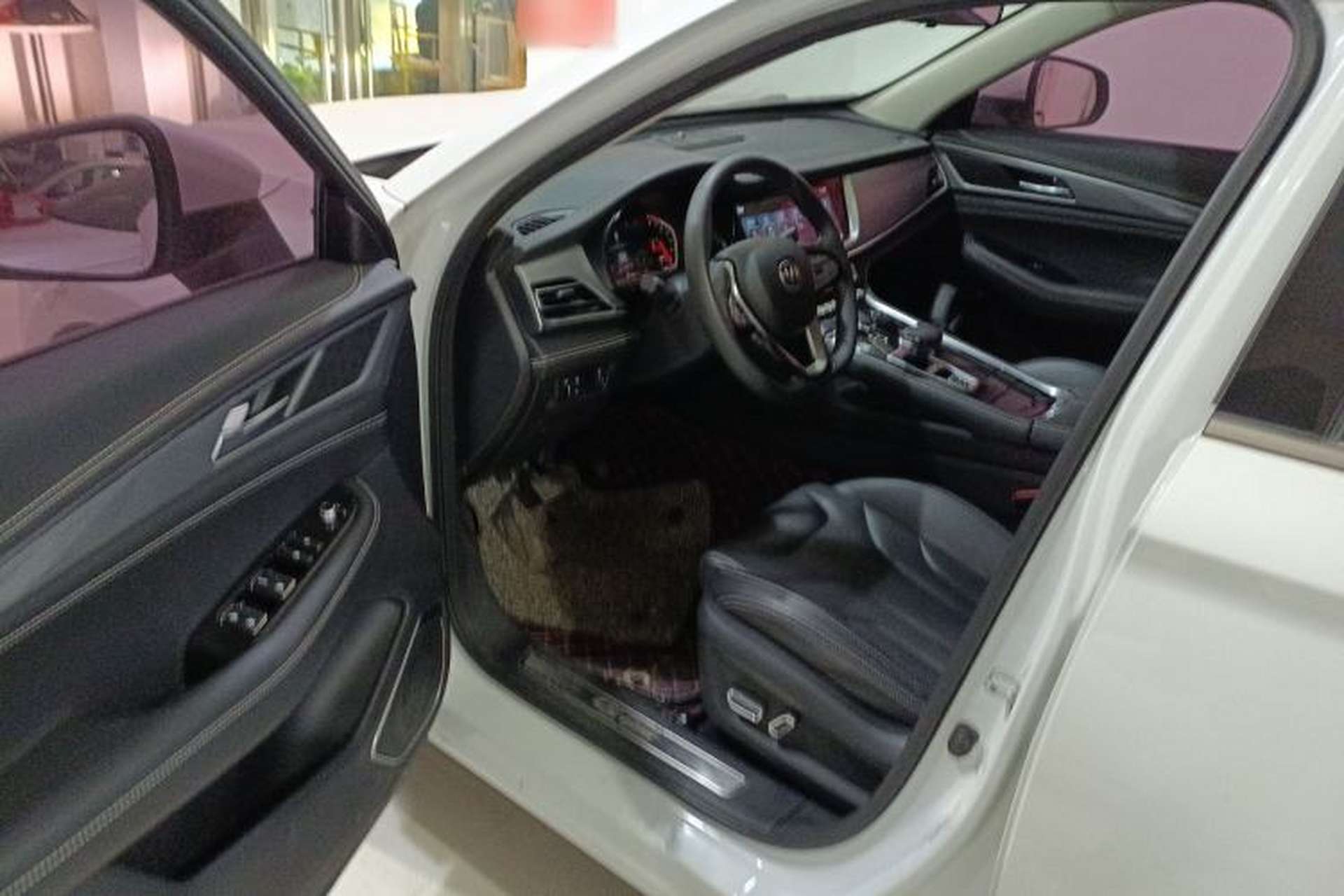 Used CHANGAN CS85 COUPE 2019 1.5T DCT Version China VI Standard Driver Seat