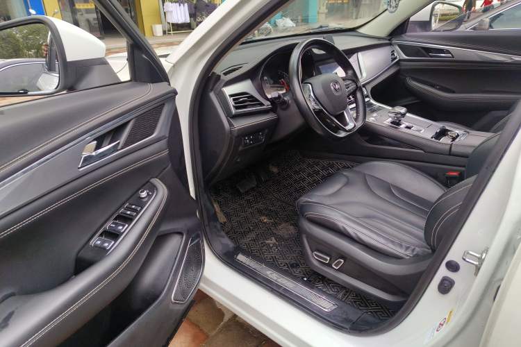 Used CHANGAN CS85 COUPE 2019 1.5T DCT Version China VI Standard Driver Seat