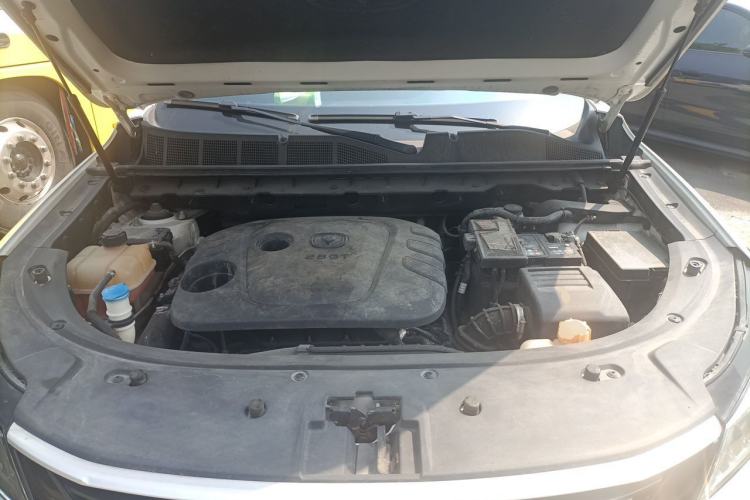 Used CHANGAN CS85 COUPE 2019 1.5T DCT Version China VI Standard Engine Bay