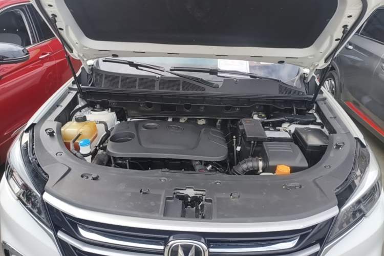 Used CHANGAN CS85 COUPE 2019 1.5T DCT Dynamic Version China VI Standard Engine Bay