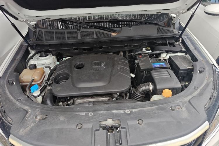 Used CHANGAN CS85 COUPE 2019 1.5T DCT Dynamic Version China VI Standard Engine Bay