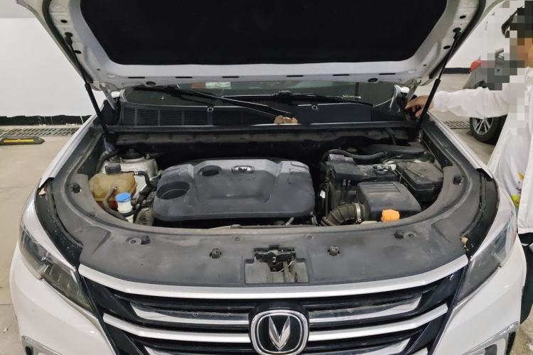 Used CHANGAN CS85 COUPE 2019 1.5T DCT Version China VI Standard Engine Bay