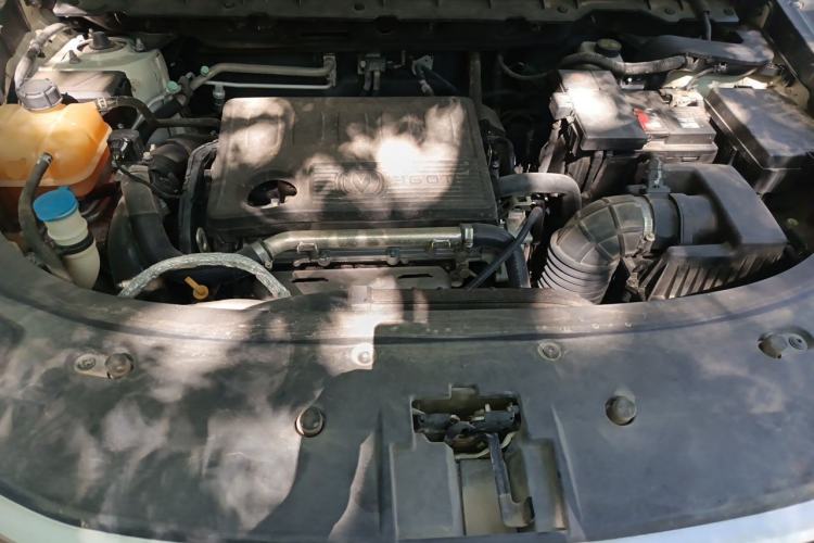 Used CHANGAN CS85 COUPE 2019 2.0T Automatic Version China VI Standard Engine Bay