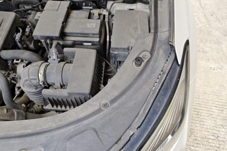 Used CHANGAN CS85 COUPE 2019 2.0T Automatic Version China VI Standard Engine Bay Left