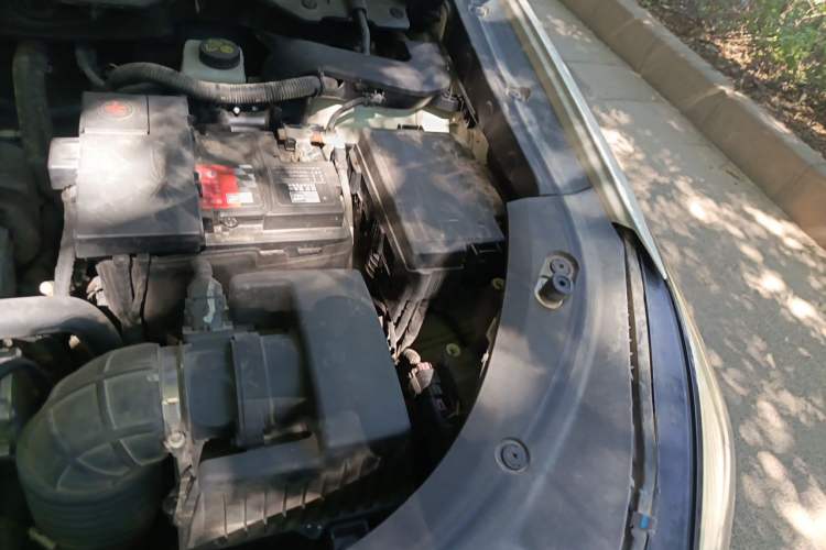 Used CHANGAN CS85 COUPE 2019 2.0T Automatic Version China VI Standard Engine Bay Left