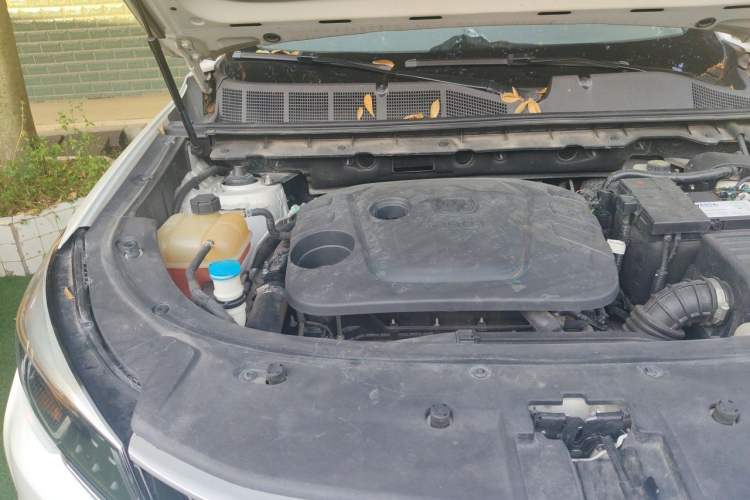 Used CHANGAN CS85 COUPE 2019 1.5T DCT Version China VI Standard Engine Bay Right