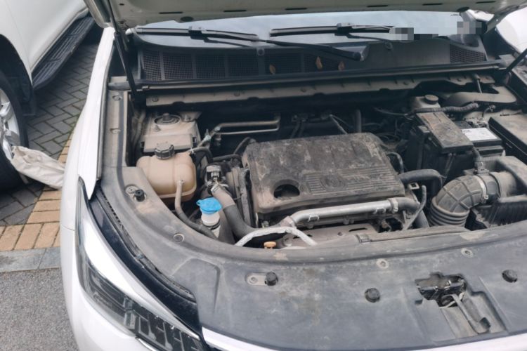 Used CHANGAN CS85 COUPE 2019 2.0T Automatic Luxury Edition China VI Standard Engine Bay Right