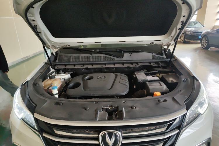 Used CHANGAN CS85 COUPE 2019 1.5T DCT Dynamic Version China VI Standard Engine Bay