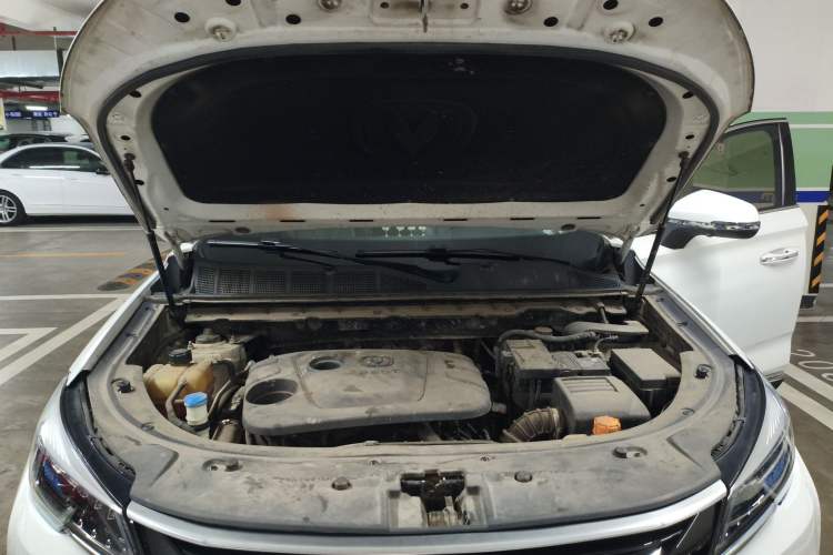 Used CHANGAN CS85 COUPE 2019 1.5T DCT Dynamic Version China VI Standard Engine Bay