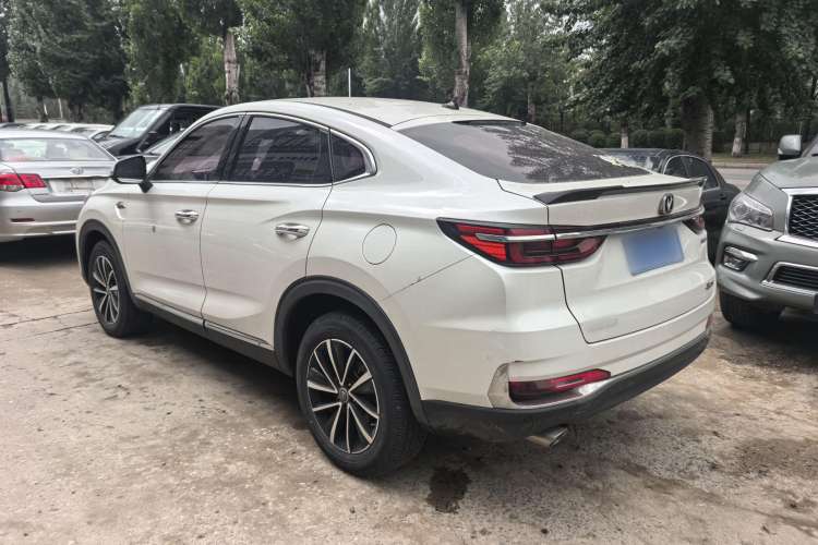 Used CHANGAN CS85 COUPE 2019 1.5T DCT Version China VI Standard Exterior 3